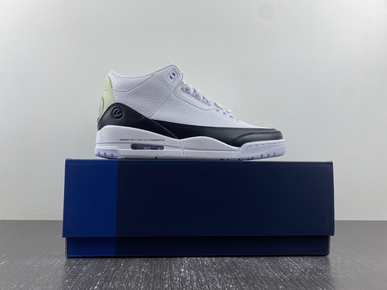 Air Jordan 3 Retro
